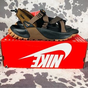 Nike WMNS Oneonta NN Sandals